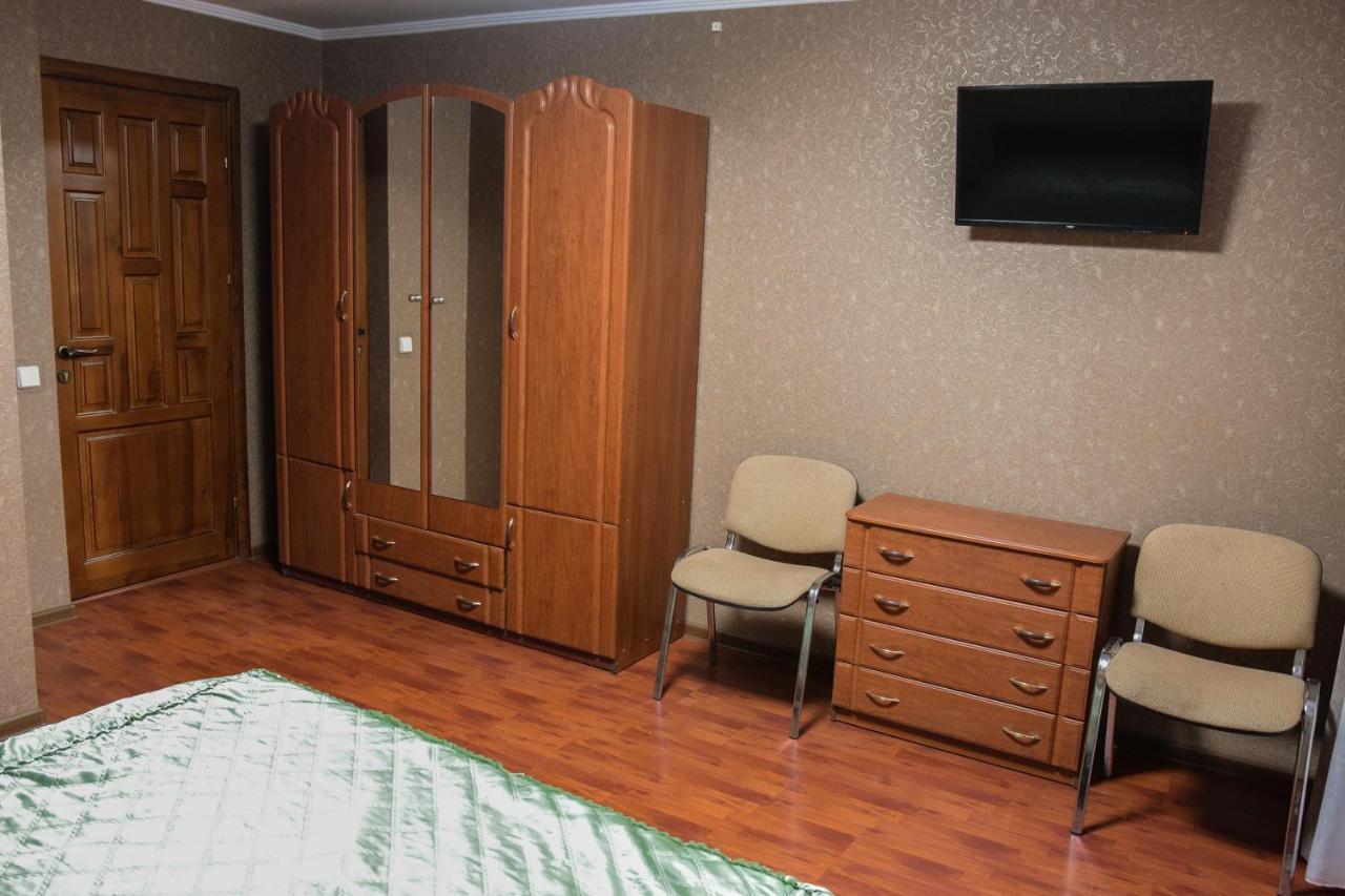 Gostynniy Dvir Hostel Ternopil Eksteriør billede