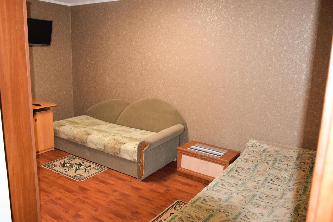 Gostynniy Dvir Hostel Ternopil Eksteriør billede